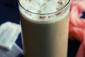 chai tea latte recipe served in a glass